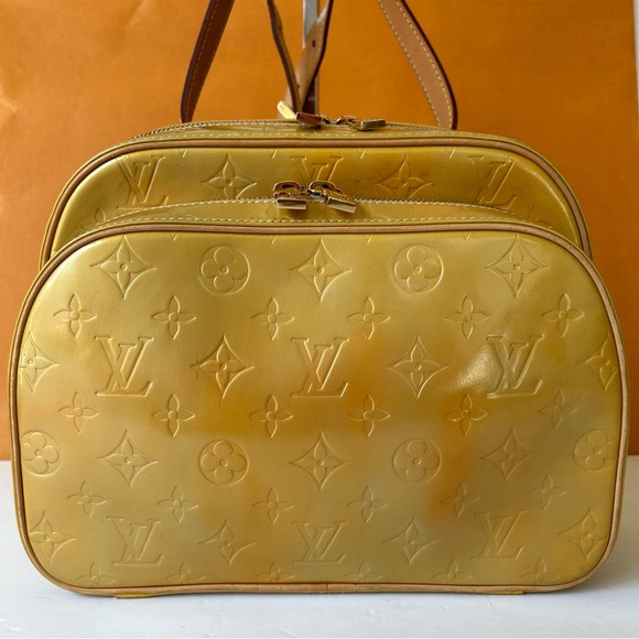 LOUIS VUITTON Monogram Vernis Murray Backpack Yellow - Picture 2 of 16